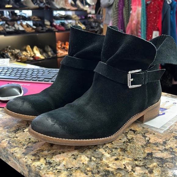 Michael Kors The Walton Jet set Black Suede Ankle boots size 8 - Picture 1 of 4